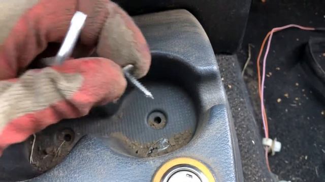 Как снять торпеду на Renault Logan смотреть онлайн