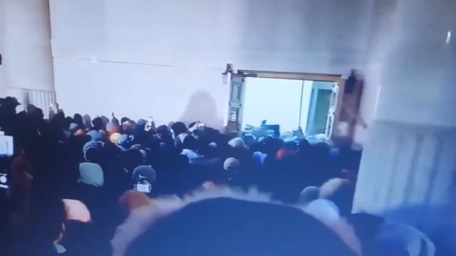 Бунт в Монголии вызвала информация о пропаже огромной партии угля, для экспорта в Китай. смотреть онлайн