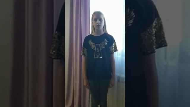 "Я в госпитале мальчика видала..." смотреть онлайн