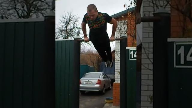 1 выход 46 отжиманий 15 подтягиваний смотреть онлайн