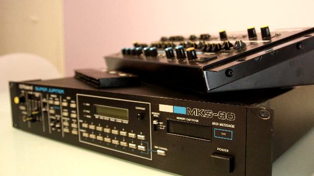 Roland MKS-80 Super Jupiter Synthesizer - Nu-Disco Demo, by al l bo смотреть онлайн