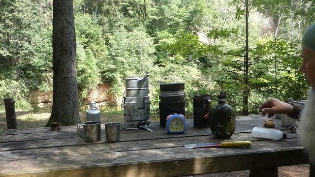 тест спиртовки, котелка ВДВ, шведского котелка и самодельной щепочницы смотреть онлайн