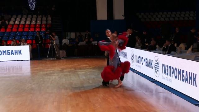 Кононенко Сергей - Пономарева София, Танго смотреть онлайн