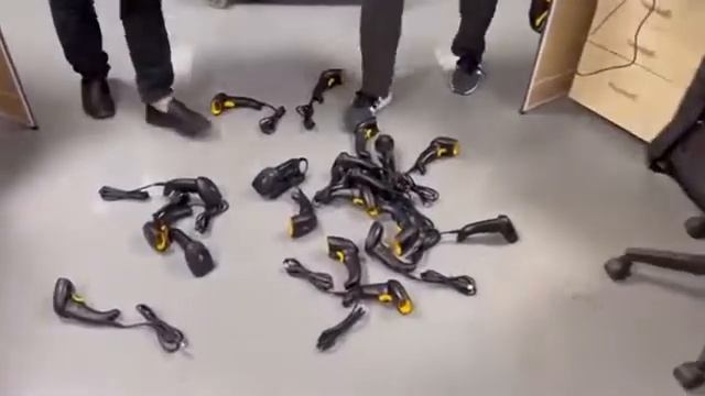 1.5M Drop Test for AiGather Barcode Scanner смотреть онлайн
