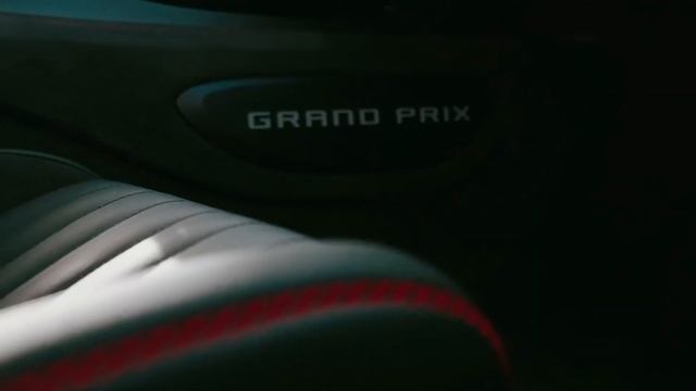 Бугатти Chiron 2022