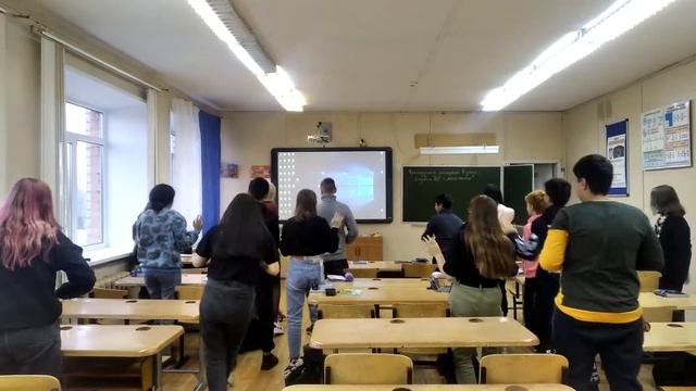 Визитка учителя истории и обществознания Балакиревой Е.Н. Учитель года 2021. смотреть онлайн