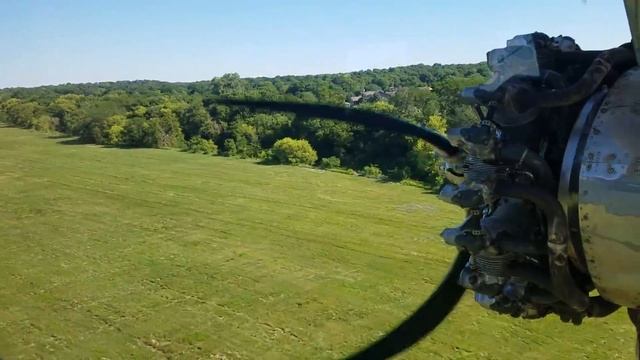 Ford Tri-Motor Landing смотреть онлайн