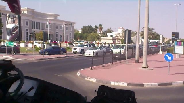 Экскурсионный автобус. Дубаи. смотреть онлайн