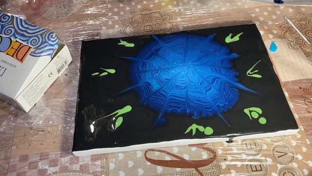 FluidArt Акриловая заливка Цветок на черном фоне