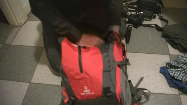 You Only Need Carry On Luggage To Philippines - Philippines/Oz Fun смотреть онлайн