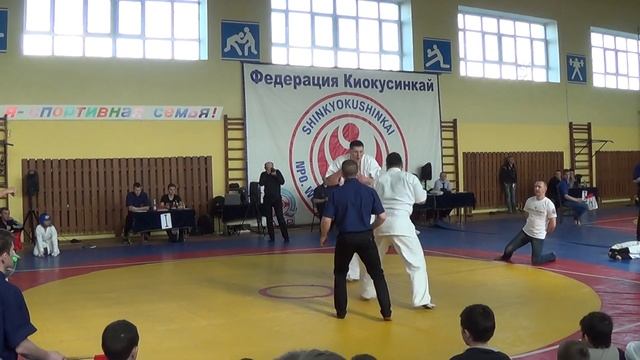 Бой который вошел в историю клуба смешанных единоборств "PRIDE". смотреть онлайн