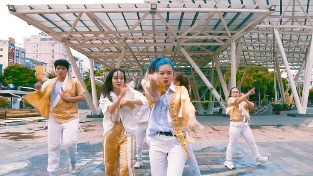 [KPOP IN PUBLIC CHALLENGE] STRAY KIDS - BACK DOOR | Dance Cover | ArTeam Dance from Vietnam [1TAKE] смотреть онлайн