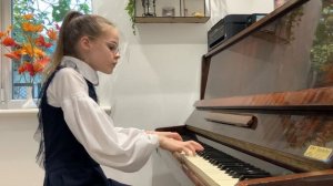 Петрова Софья  Прокофьев  Гавот из классической симфонии