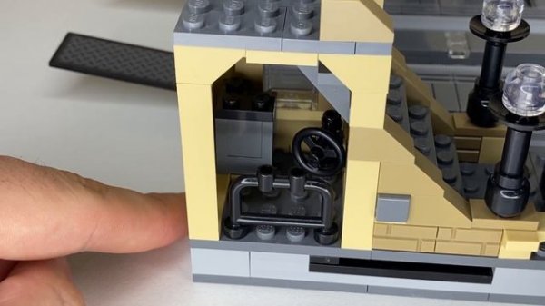 UPGRADED & EXTENDABLE BATCAVE - (Batwing Hangar Bay, New Batcomputer & Workshop Area! 76183 Mods)