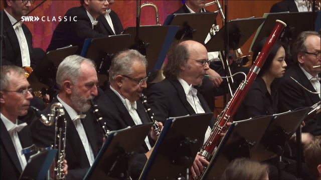 Paul Hindemith: Symphonic Metamorphosis of Themes by Carl Maria von Weber | SWR Symphonieorchester смотреть онлайн