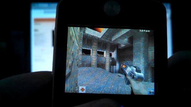 Half-Life, Quake I/II, Doom II ports on Motorola ROKR EM30: MotoMAGX (Linux); 740 MHz Overclock CPU смотреть онлайн