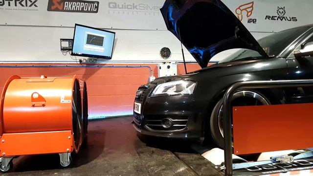 Audi S3 NVM Stage 2+ with Antilag Pops *HUGE FLAMES* смотреть онлайн