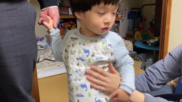 【子供の便秘】便秘で大号泣する２歳児。小児科通いはまだまだ卒業できず・・・浣腸はイヤ‼︎（イチジク浣腸） смотреть онлайн