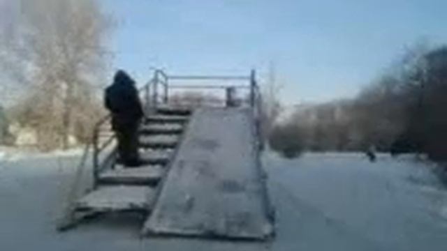 как незаметно украсть горку со двора смотреть онлайн