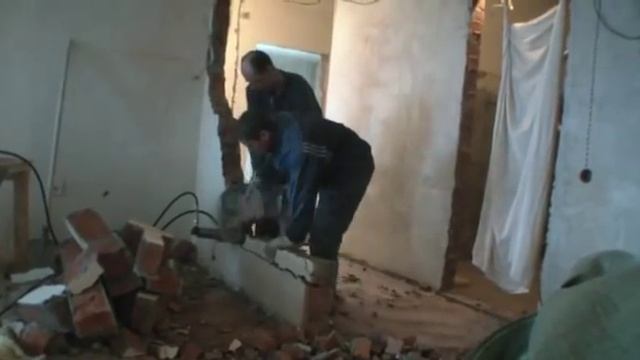 Кусачки - ядреная, кирпичная кладка смотреть онлайн