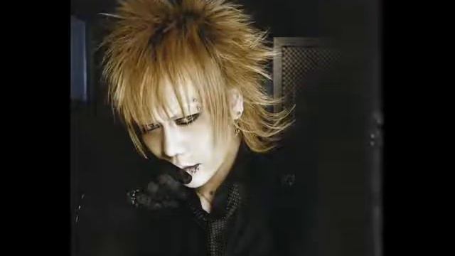 J ROCK pics... of Mana,hizaki,mao and bou смотреть онлайн