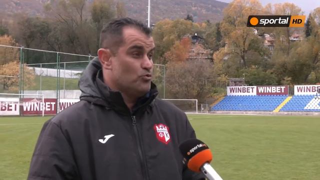 Веселин Великов: Най-важното е, че Кариана няма загуба в единайсети пореден мач смотреть онлайн
