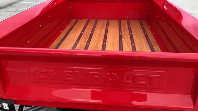 1953 Chevrolet 3100 Step Side Pickup смотреть онлайн