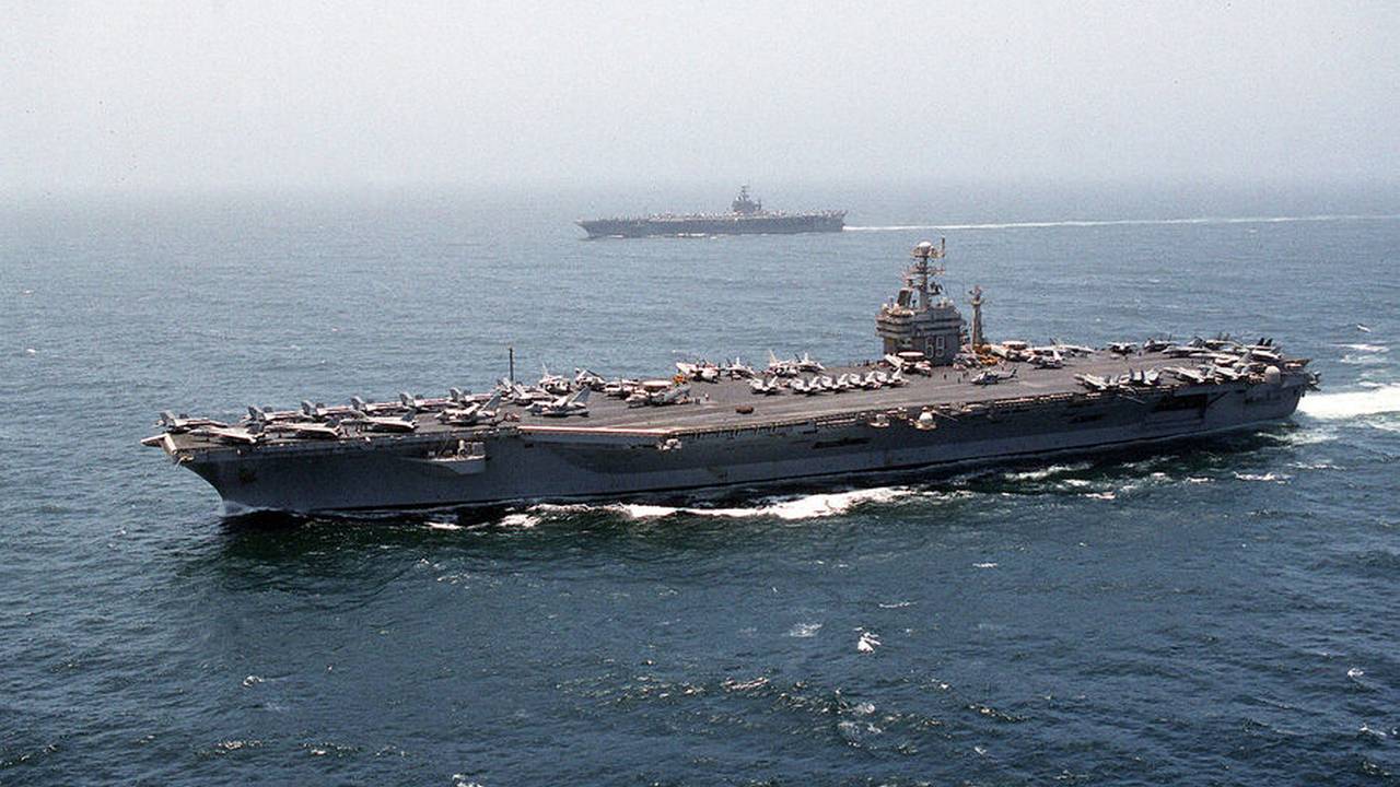 Авианосец «Дуайт Эйзенхауер» пополнит группировку США в средиземном море