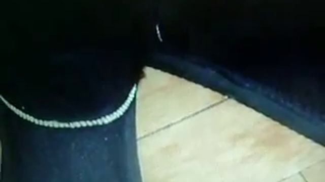 темные коричневые сапоги