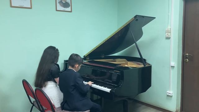К. Листов «В землянке» смотреть онлайн