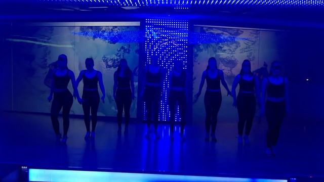 Bachata Sensual inspired choreo - BAILAR group by Ania Karbowniczek-Adamczyk - Miasto Tańczy смотреть онлайн