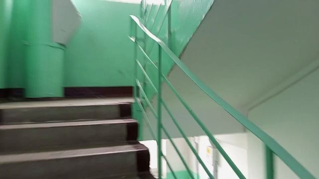 Электрический лифт 320 кг, 0,71 м/с, КМЗ-1980 с новым купе (@ г. Ярославль, Саукова, 17, под-2 смотреть онлайн