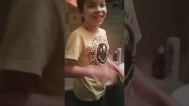 Вырывание зуба!!! смотреть онлайн