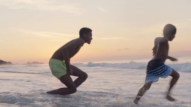 H&M Summer Season 2018: Under the Sun смотреть онлайн
