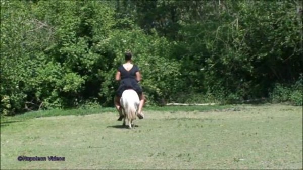 Pony Riding _ Pony Reiten 1