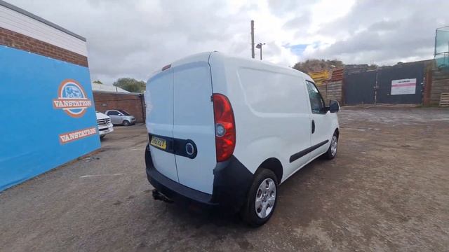 Sh61rzv 2011 FIAT DOBLO CARGO SWB DIESEL 1.3 Multijet 16V SX Van смотреть онлайн