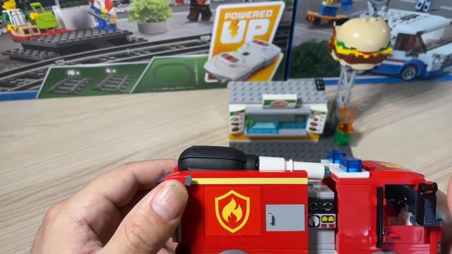 Lego City 60214 Пожар в бургер-кафе (Burger bar fire rescue) смотреть онлайн