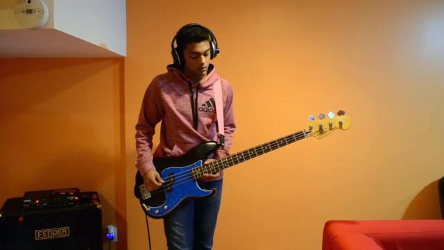 Blink-182 - First Date Bass Cover (MIK247) смотреть онлайн