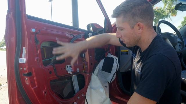 Diagnose and Fix a Stuck Power Car Window, Slow or Won't Move Or Go Up - Regulator / Motor Assembl смотреть онлайн