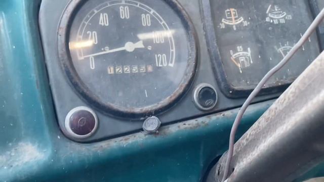 ЗИЛ-130 Дорогоуборочная машина | ZIL-130 Road cleaning truck смотреть онлайн