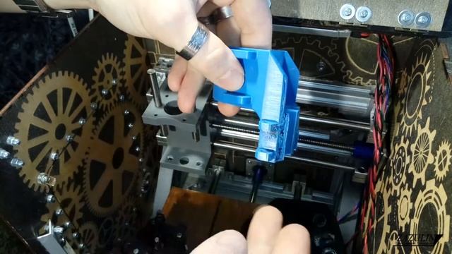 техно-VLOG: переделка Z-оси китайского фрезера 1610 смотреть онлайн