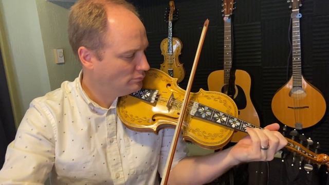 New hardanger fiddle being played for the first time смотреть онлайн