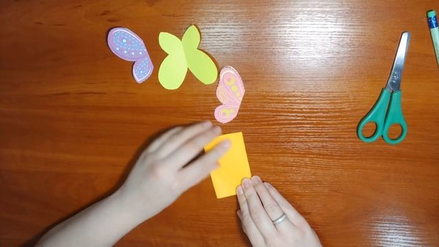 Метелики на лужку СИМЕТРІЯ смотреть онлайн