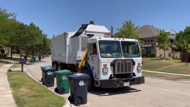 City of Denton: Peterbilt 520 Heil DuraPack Python Garbage Truck смотреть онлайн