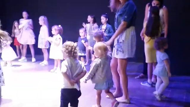 Я рисую речку. Детская дискотека в iberotel Miramar смотреть онлайн