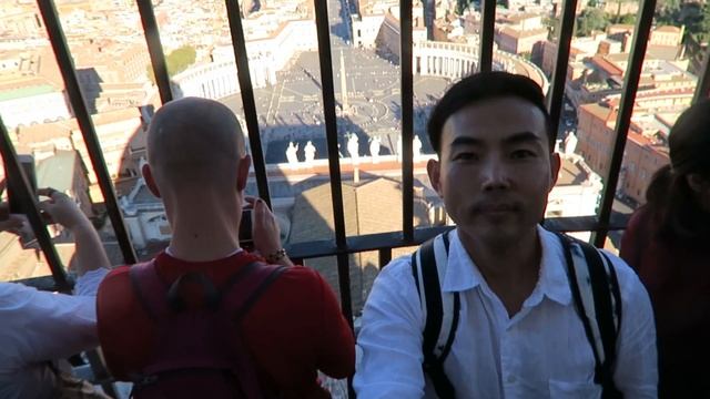 Ватикан/Поднимаюсь на купол Собора Святого Петра смотреть онлайн