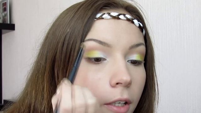 Сочный лимонно-рыжий макияж