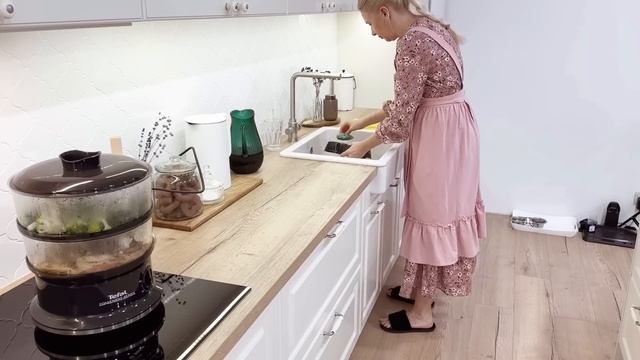 ? ДОМАШНЯЯ РУТИНА ? ГОТОВЛЮ В ПАРОВАРКЕ ? ГДЕ ПОКУПАЛА ПЫЛЕСОС И ШВАБРУ смотреть онлайн
