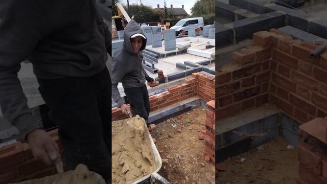 робота в Лондоні кладка кирпича 2 часть