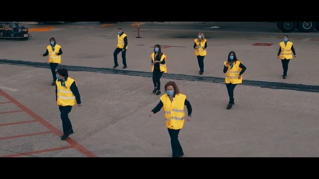 Jerusalema Dance Challenge | Milano Malpensa смотреть онлайн